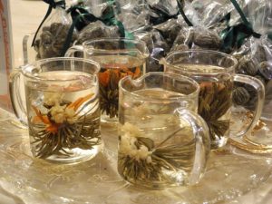 Tea Lounge di Harrods, gli inglesi hanno scoperto i fiori di tè