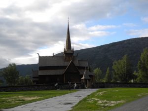 chiesa legno lom
