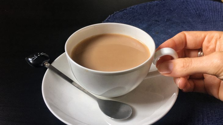 La ricetta per preparare il chai tea, il tè speziato indiano